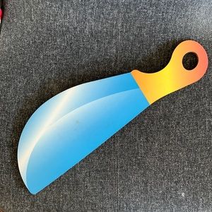 TWERGI “knife” cutting board